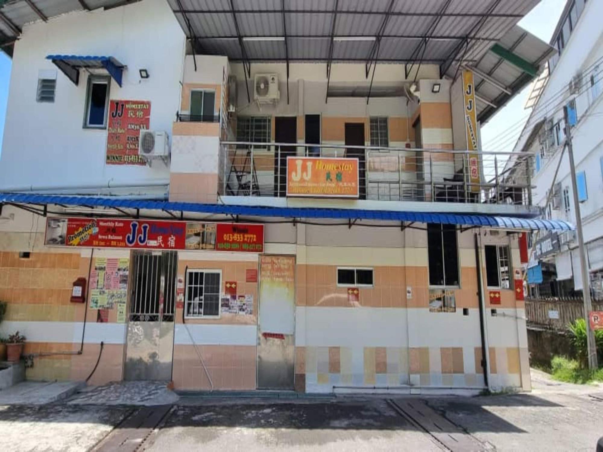 Oyo 90972 Jj Homestay Miri Eksteriør billede