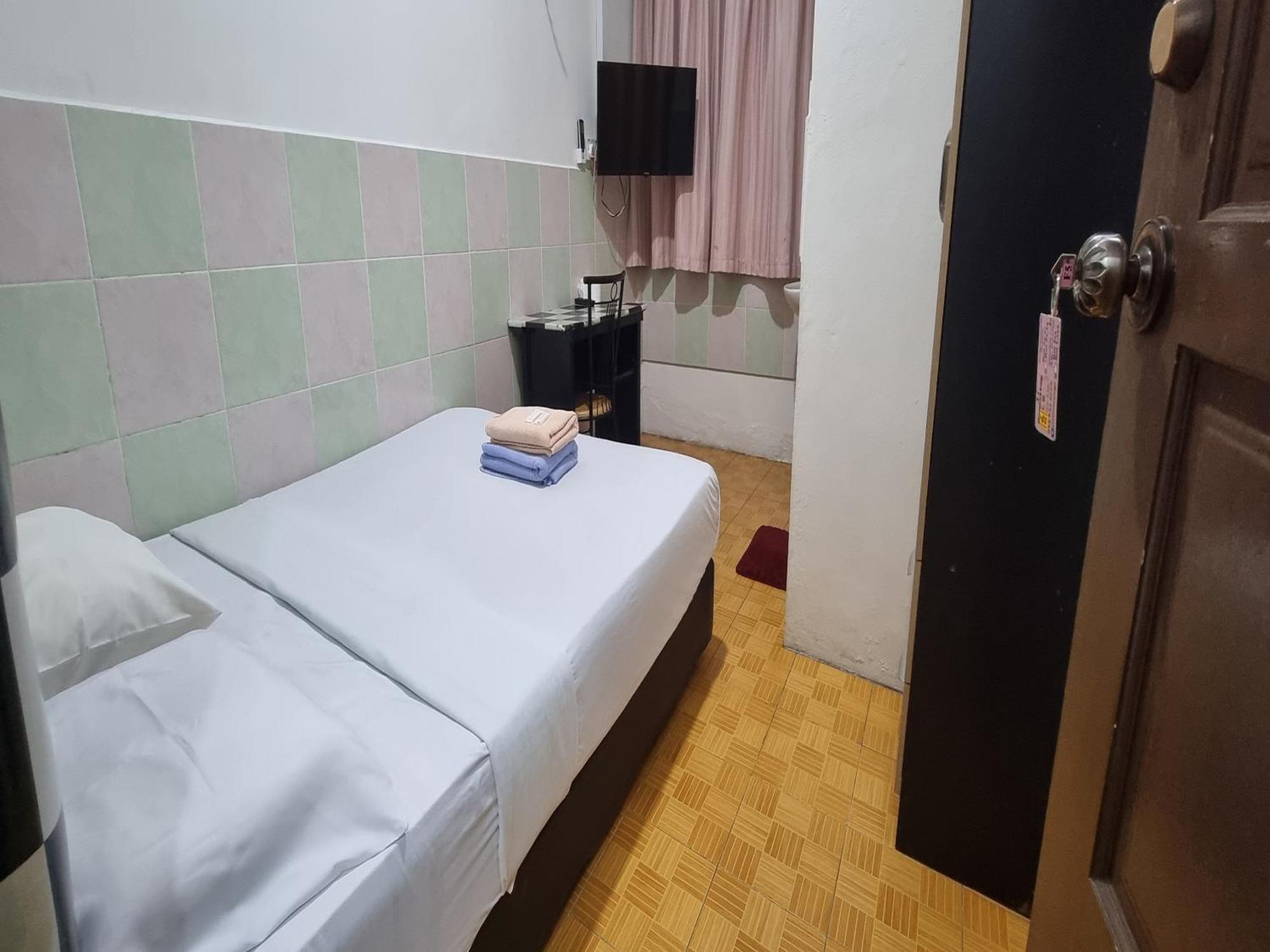 Oyo 90972 Jj Homestay Miri Eksteriør billede